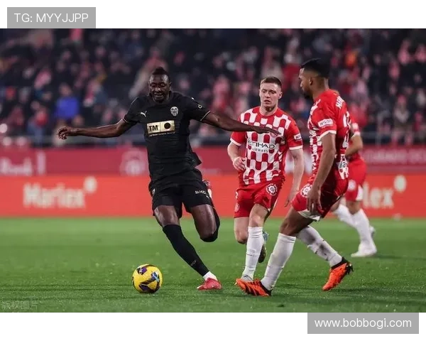 赫罗纳主帅盛赞巴萨盼亚马尔加盟